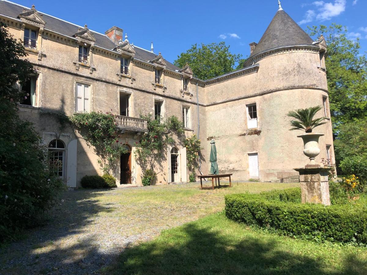 Chateau De La Mothe Saint-Sulpice-en-Pareds Exterior foto