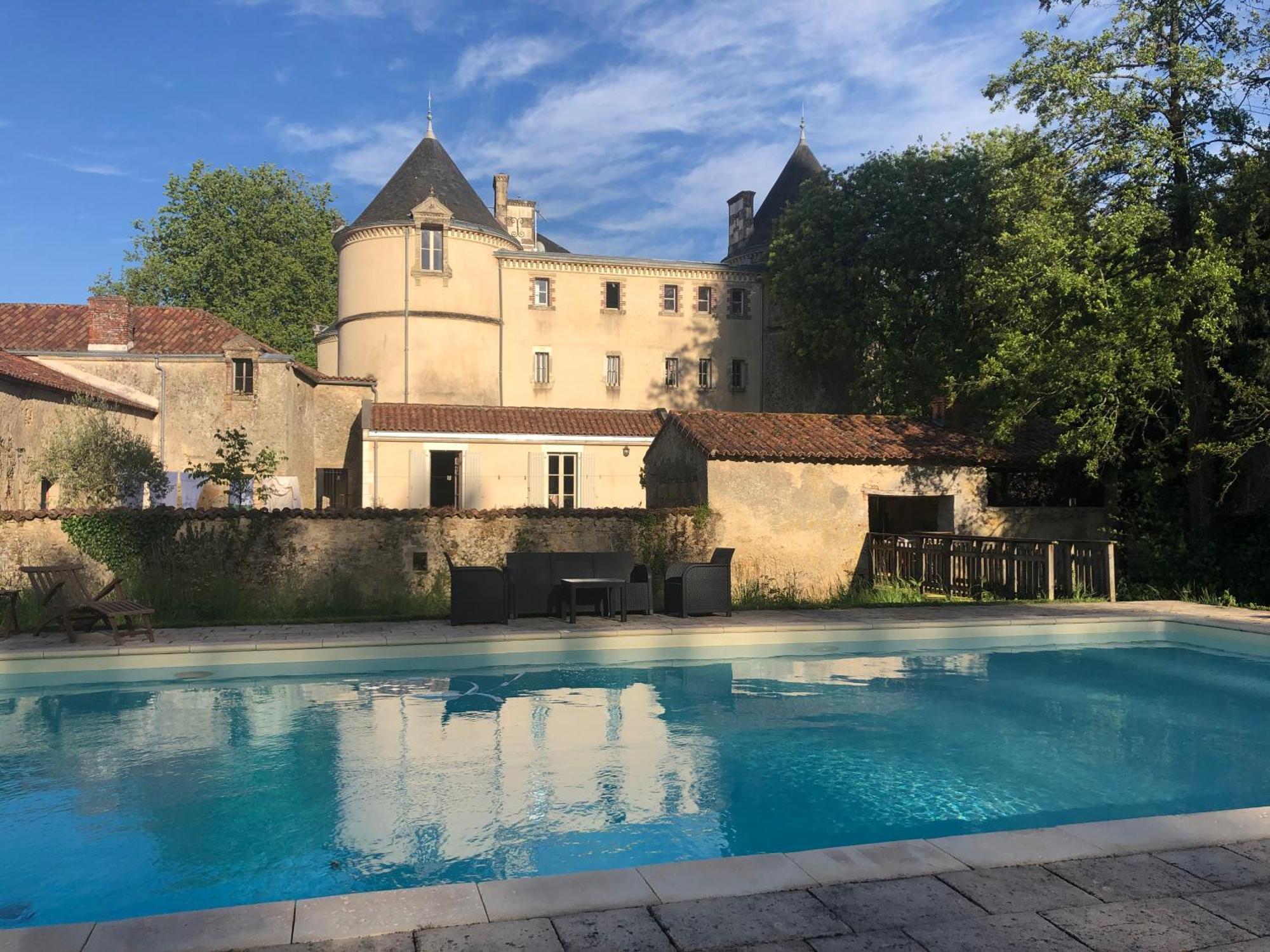Chateau De La Mothe Saint-Sulpice-en-Pareds Exterior foto